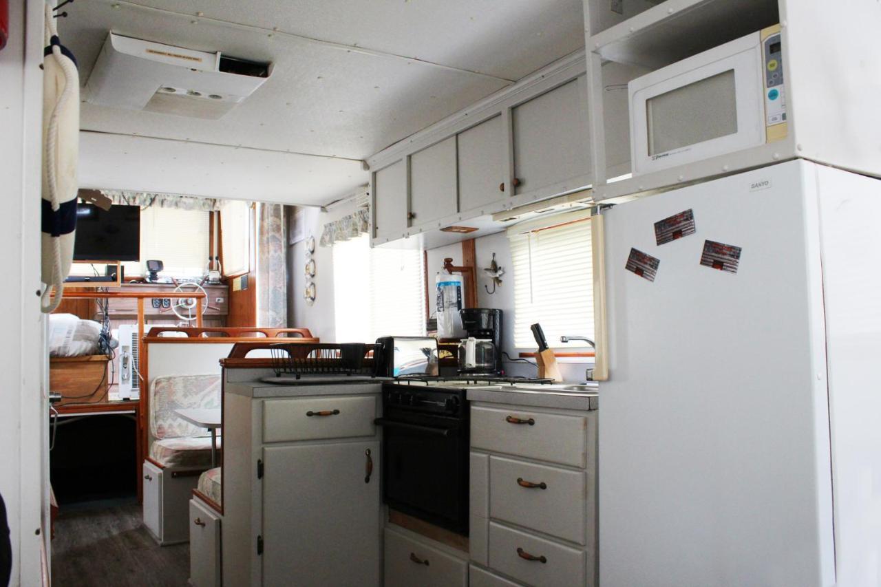 Berry Creek Cabins Hotel Isabel Екстериор снимка