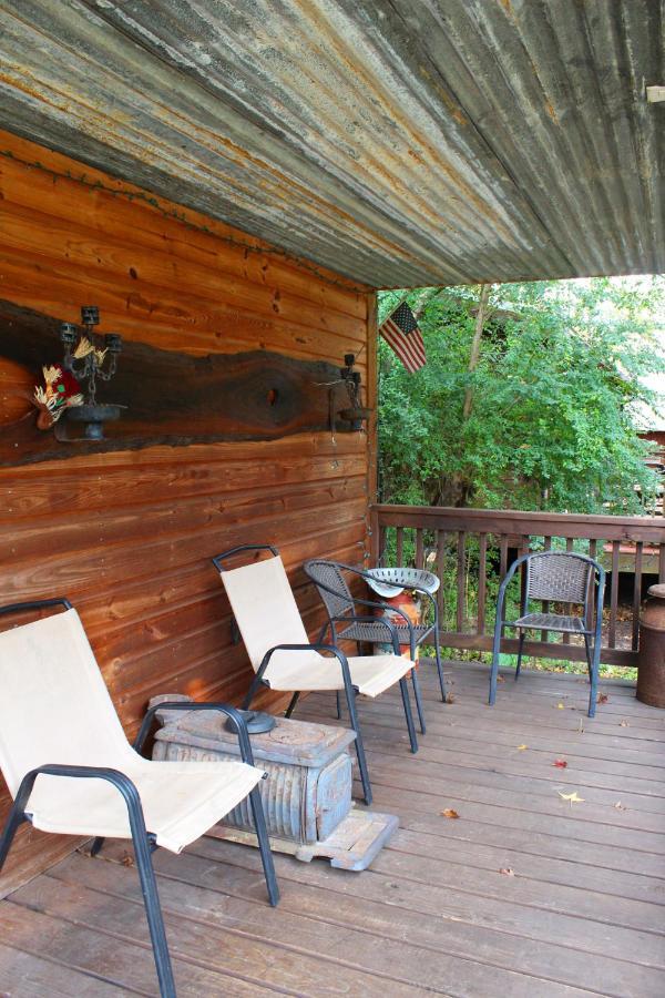 Berry Creek Cabins Hotel Isabel Екстериор снимка